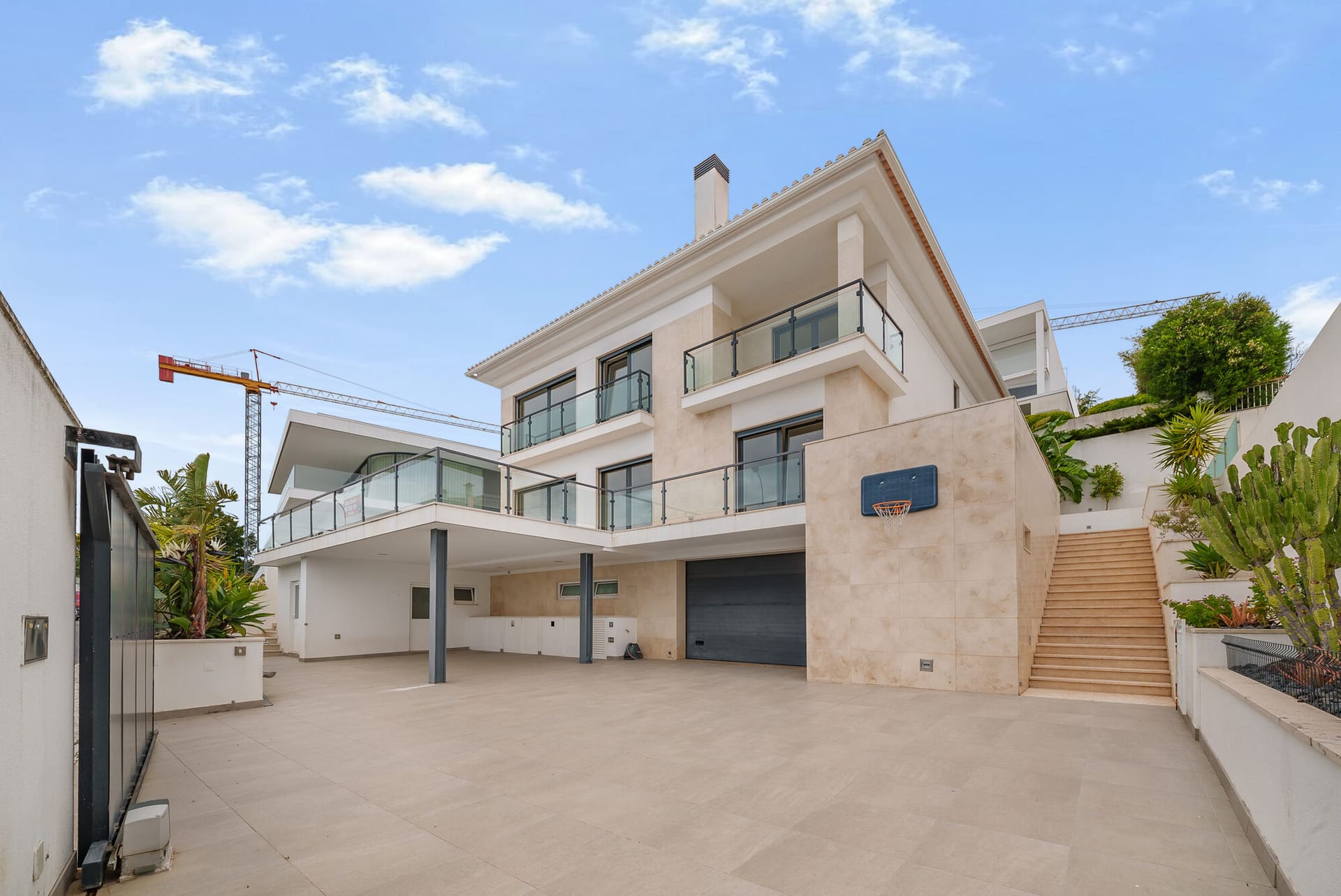Manor house Alto de Santa Catarina · exterior view